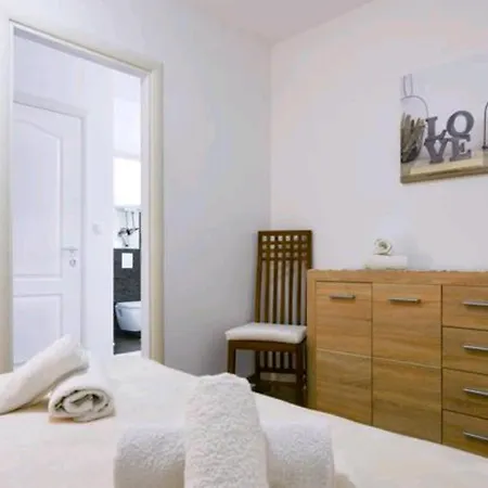 Deluxe Goya Apartamento Zadar