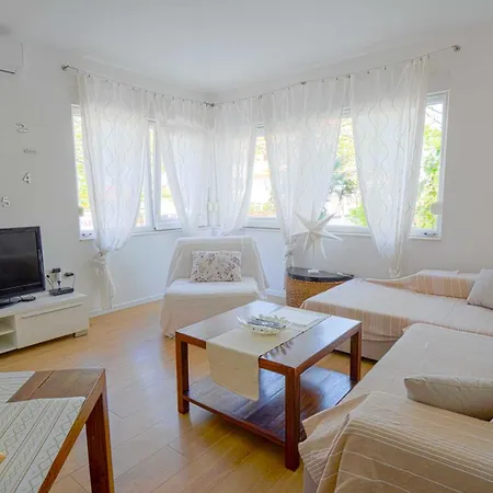 Deluxe Goya Apartamento *