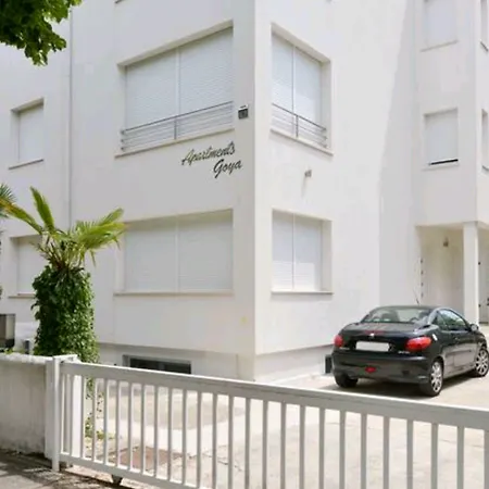 Deluxe Goya Apartamento