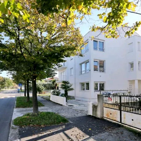 Deluxe Goya Apartamento *