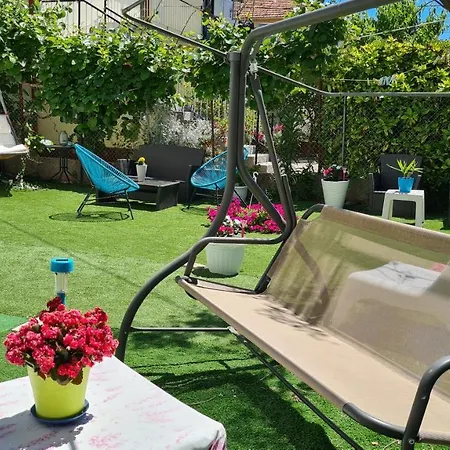 戈雅豪华公寓 扎达尔