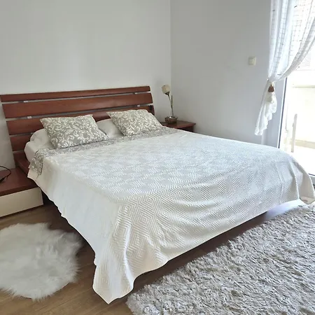 Deluxe Goya Apartmán