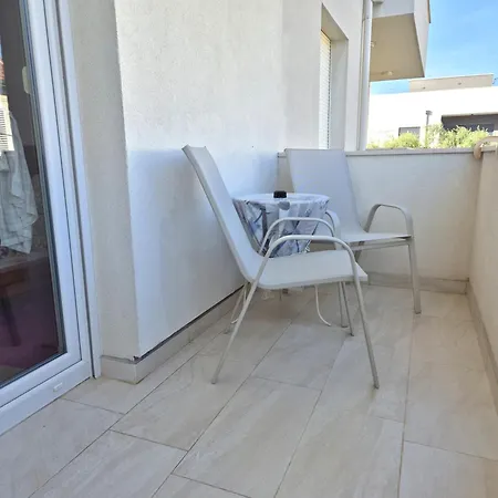 戈雅豪华公寓 扎达尔